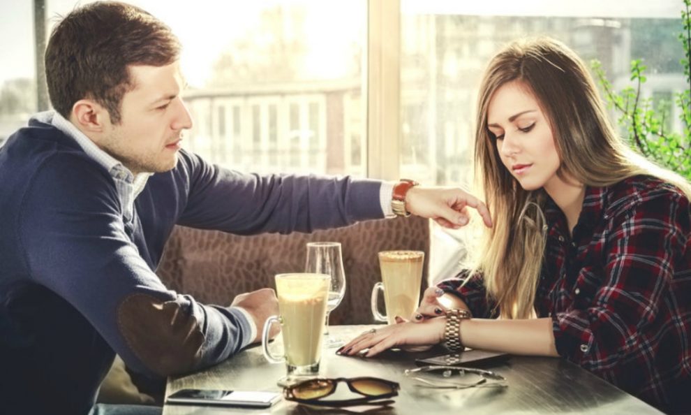 علامات تفضح إعجاب الرجل بكِ
bit.ly/2rb9lsI