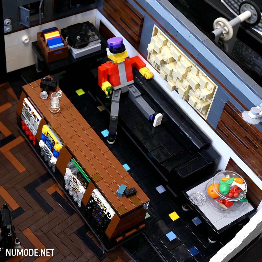 Take it easy. #studiolife can be boring at times. #lego #recordingstudio #tonstudio #moc #audio #recording #studio #drums #microphones #ton #audiophile #analogue #music #legoist #1980

<a href="/ZildjianCompany/">Zildjian Company🌕</a> <a href="/remopercussion/">Remo Inc.</a> @EvansDrumheads <a href="/vicfirth/">Vic Firth</a> <a href="/TAMAofficial/">TAMAofficial</a> <a href="/LEGO_Group/">LEGO</a> <a href="/dwdrums/">Drum Workshop, Inc.</a>