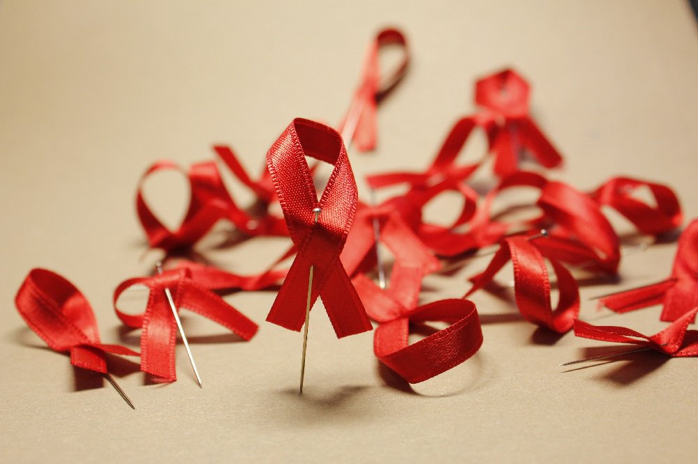 Hoy en el Día Mundial de la respuesta ante el #VIH y el #Sida, queremos recordar que la prevención y detección precoz, son claves para minimizar el impacto del VIH y Sida entre la población.