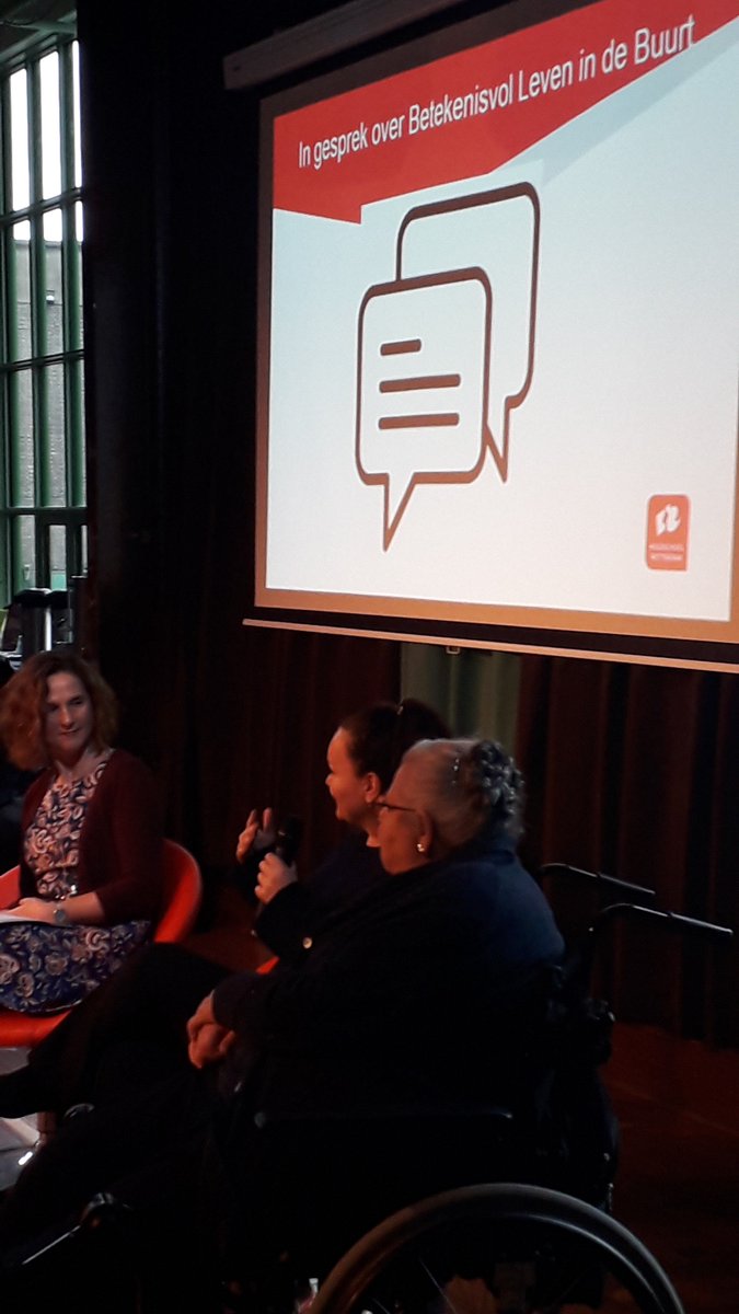 In gesprek over 'Betekenisvol Leven in de Buurt'. Onderzoeker Susan Hupkens van <a href="/KCZorginnovatie/">Kenniscentrum Zorginnovatie</a> presenteert de tussentijdse resultaten van het wetenschappelijk onderzoek. <a href="/LaurensZorg/">Laurens</a> #zingeving