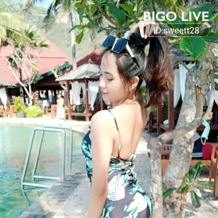 OMG! Kamu harus melihat ini. #BIGOLIVE.  
bigo.tv/sid/2321198418…