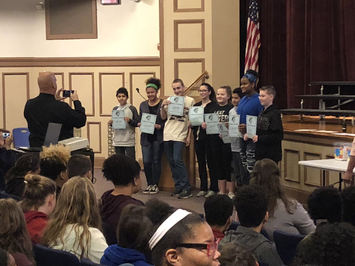 RPSCompApps's tweet photo. 7th and 8th grade students of the month! https://t.co/NvLher5Avb