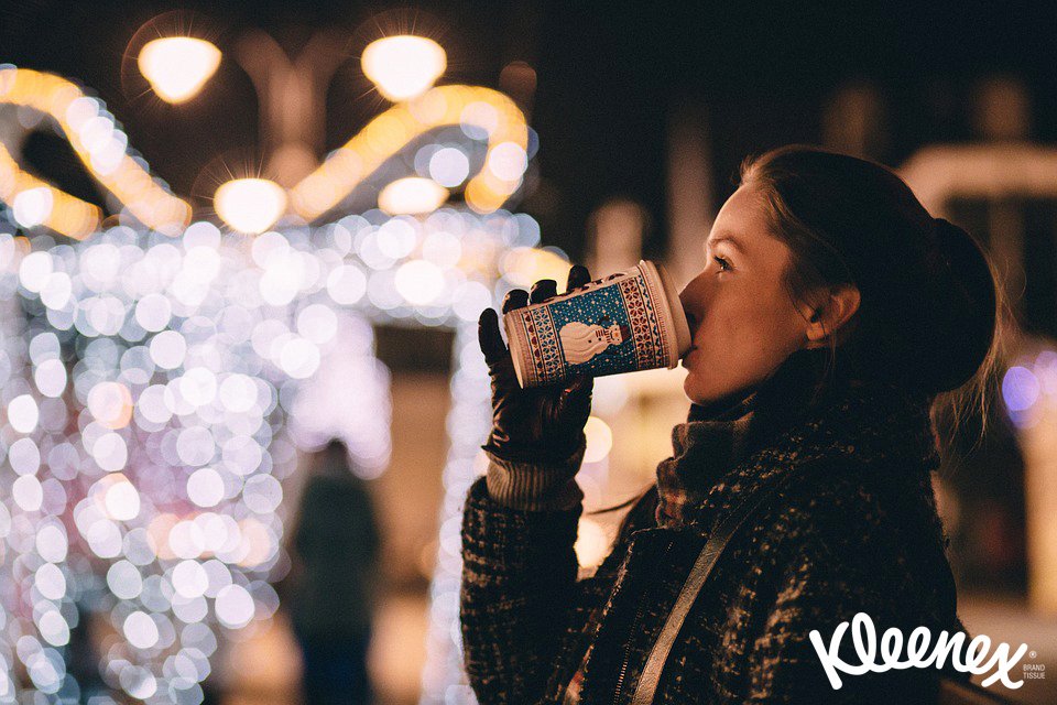 Kleenex's tweet photo. The #winterseason brings plenty of fun outdoor activities! To keep your focus on the festivities and your nose feeling jolly, be prepared and bring us along for the merriment! #MadeForDoers https://t.co/ydKcRwpDS2