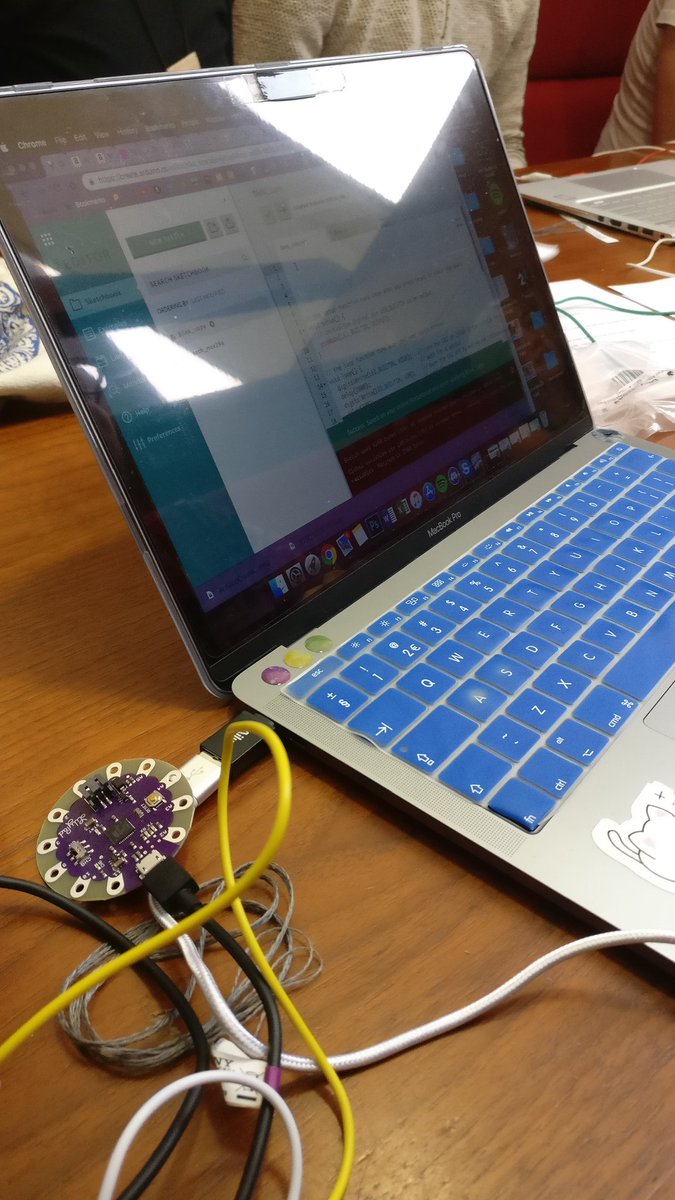 UofGMakers tweet media