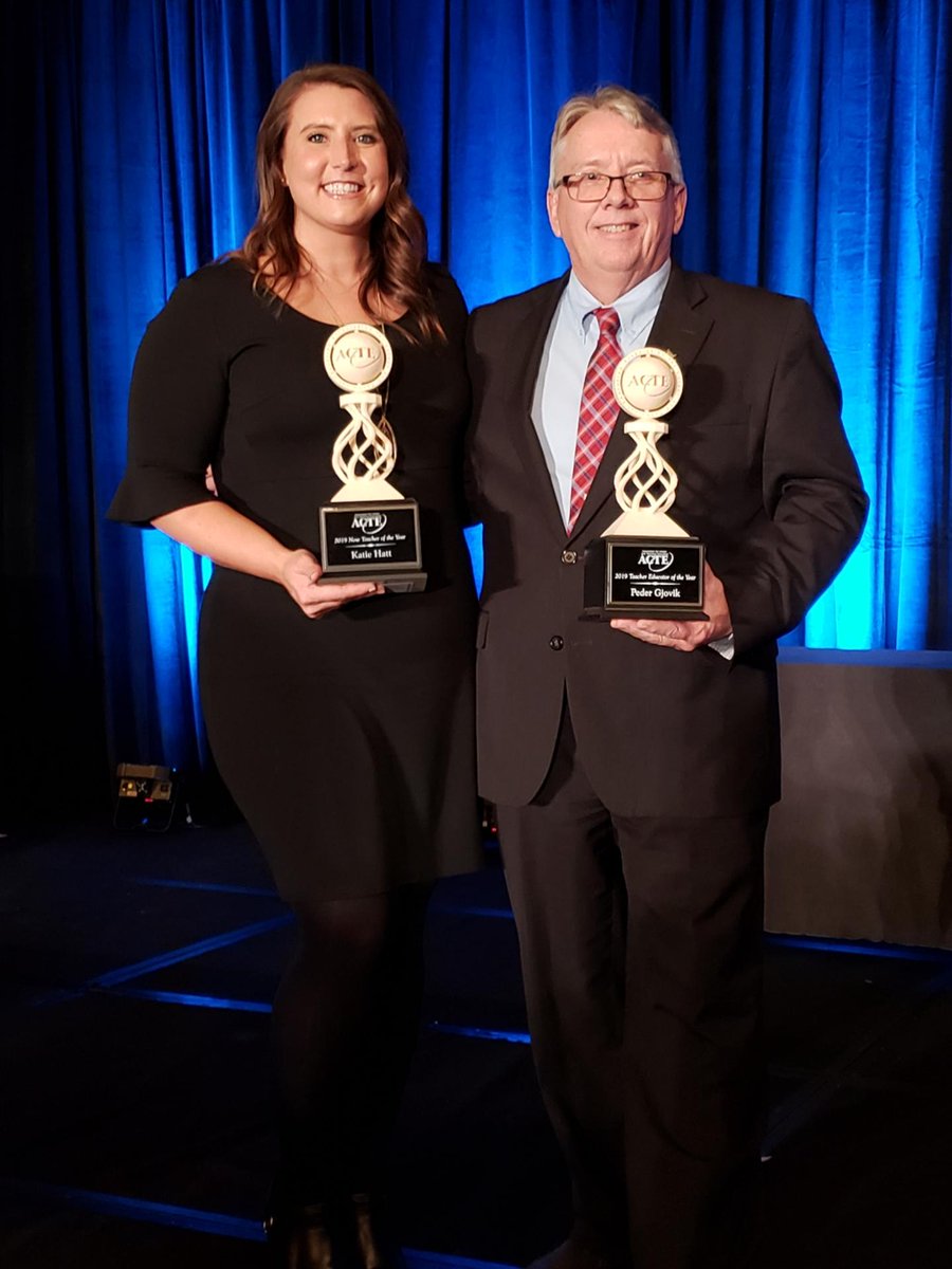 NorthDakotaCTE's tweet photo. Not one, but TWO national level award winners at ACTE's CareerTech VISION 2018 conference in San Antonio. Katie Hatt, New Teacher of the Year and Peder Gjovik, ACTE Teacher Educator of the Year. #ND_CTE #NorthDakota #North_Dakota #BestinCTE #VisionCTE18 #NorthDakotaProud https://t.co/KtFUP4nFJM
