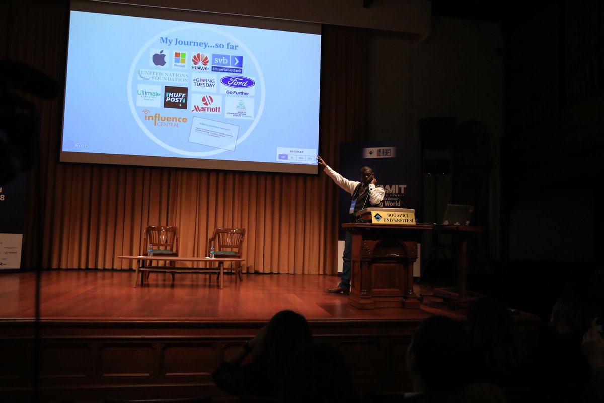 Forbes#1 Sosyal Medya Influencer Sean <a href="/2morrowknight/">Sean Gardner</a> "Müşteri Kazanma- Odaklı Etkili Sosyal Medya Stratejileri" konu başlığıyla Digital Analytics Summit'te! #digitalanalytics18