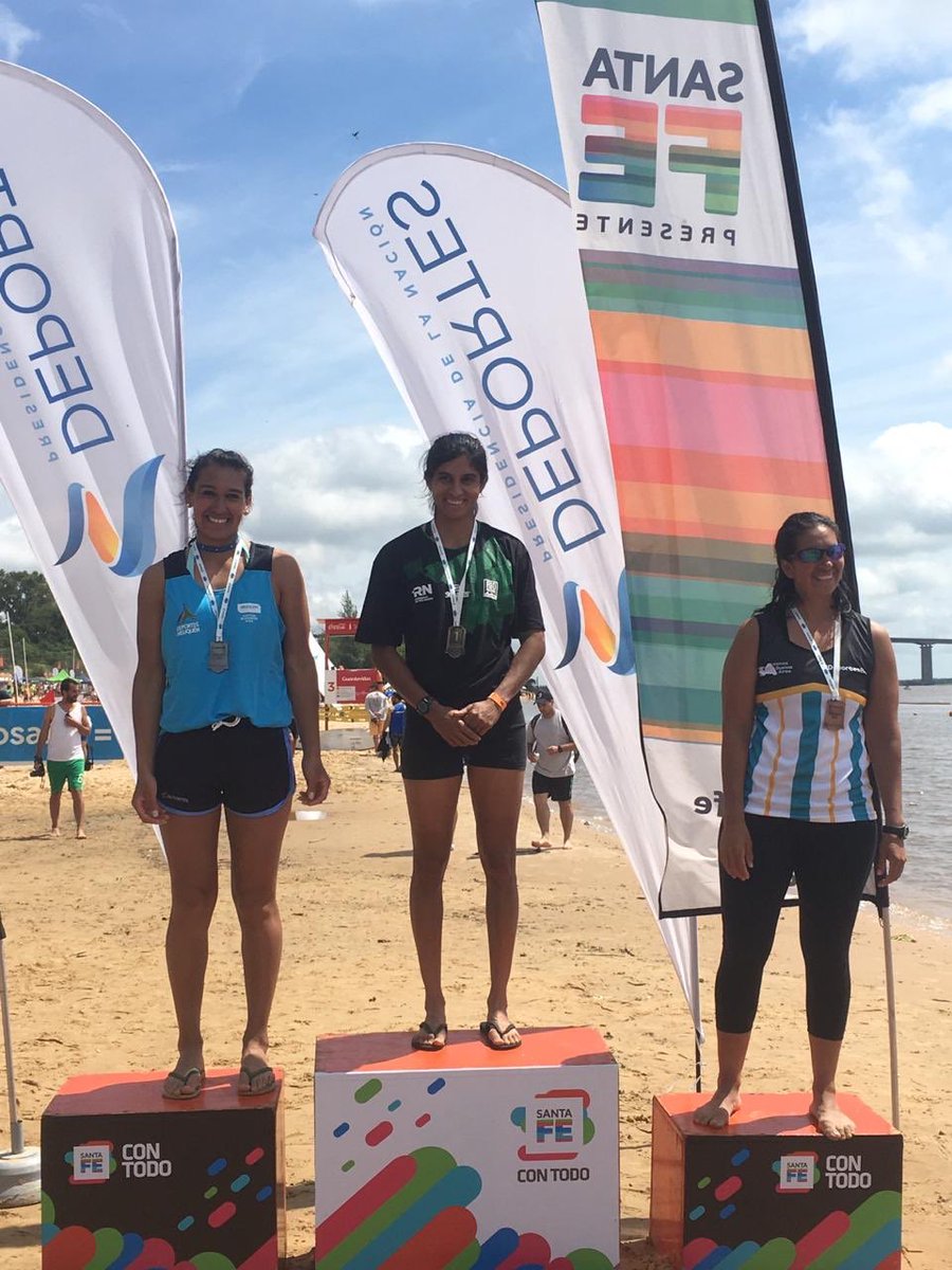 DeportesBA's tweet photo. ¡Primer podio para #DeportesBA! Claudia Aguiar culminó en la tercera posición y se llevó la medalla de bronce en #Kayak #JuegosPlaya2018 #VamosCABA #DeporteFederal https://t.co/w6BKlE28LR