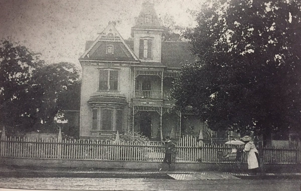 ReunionTroy's tweet photo. #ThrowbackThursday to this photo of the Hubbard Residence in Troy.
#ReunionTroy #AL200 #ALABAMA200 https://t.co/a3I7xEeL5F