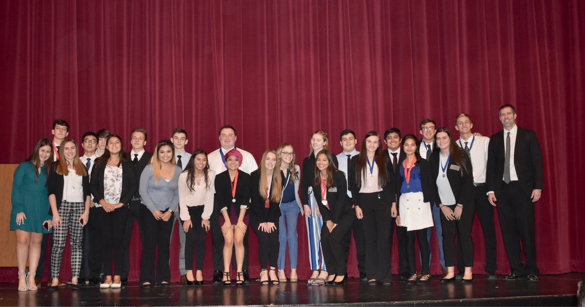 WheelingDECA's tweet photo. Congrats to the Wheeling DECA squad for having a great competition a few weeks ago at Forest View! Great job to all that participated and great job to everyone who brought home hardwear! 🔷👍🏼 https://t.co/nRxLoT8fzM