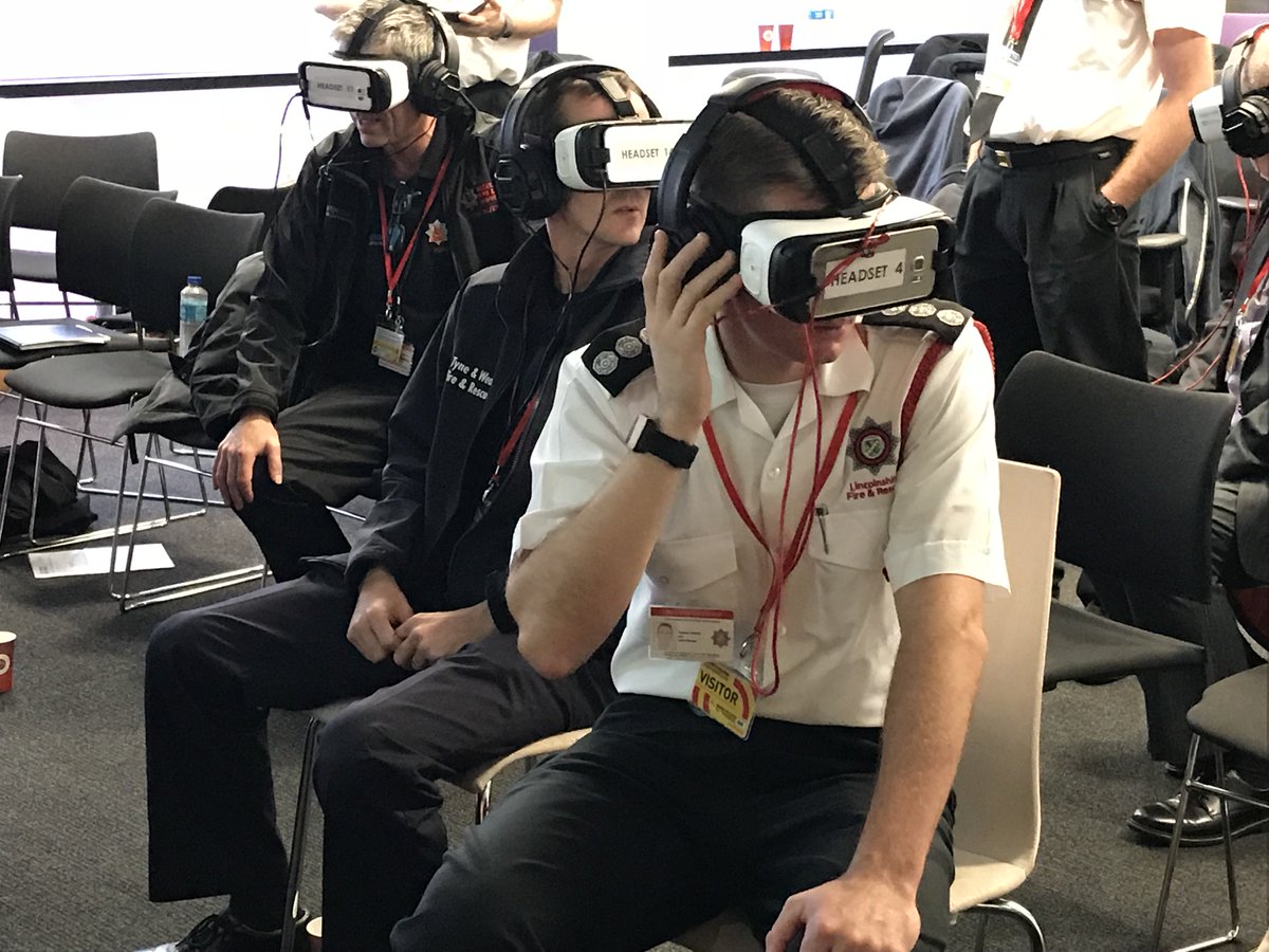 LeicsFireRescue's tweet image. This morning we held a #VirtualReality workshop and demonstration for our fire colleagues across the country. As the national lead for #VR we aim to work together to further enhance our #TrainingForTheFuture #WorkingTogether @NFCC_FireChiefs
