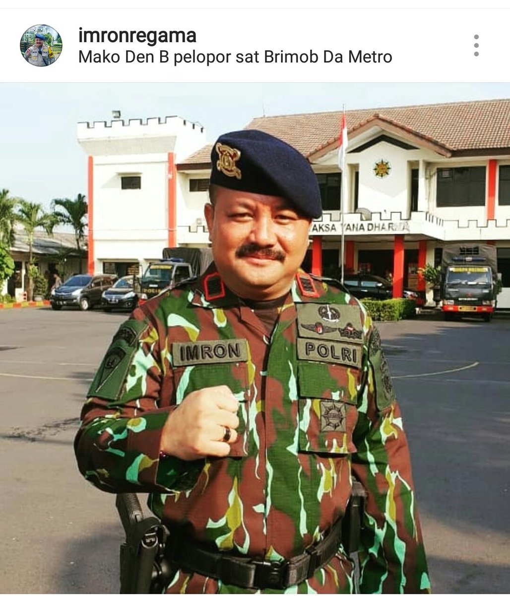 PakKarno3's tweet photo. Anggota POLRI..GAY TOP yg Ja'im &amp; Munafik..suka Nembak Brondong.... https://t.co/VdKAsBSS5R