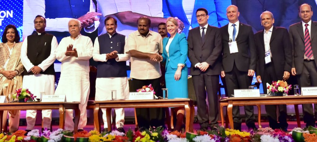 PriyankKharge's tweet photo. It is always great to be at India’s biggest technology event that always defines the next for the country! #BlrTechSummit2018 https://t.co/7qneD8DpOn