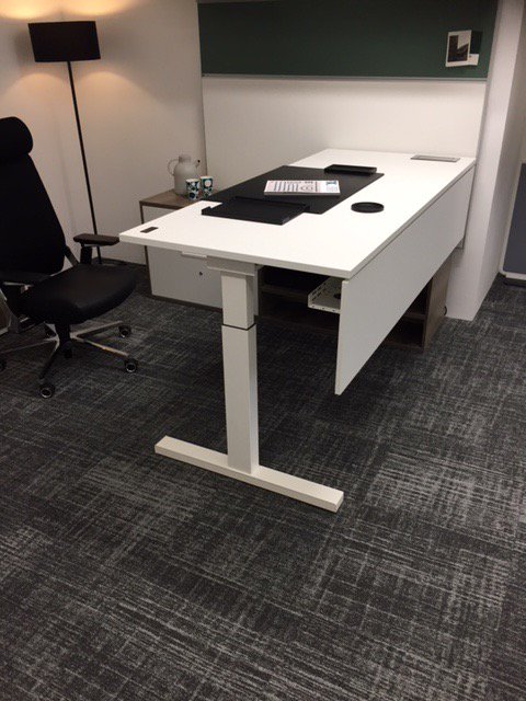 OfficeMasterIE's tweet photo. Some of the eye-catching #Desking that we're seeing today; #MediaBench, #Orb and #ChemistrySitStand

#Fieldmaster #OfficeFurniture #OfficeDesign #OfficeSupplies #LoveYourOffice #London https://t.co/uQvMs0uUOg