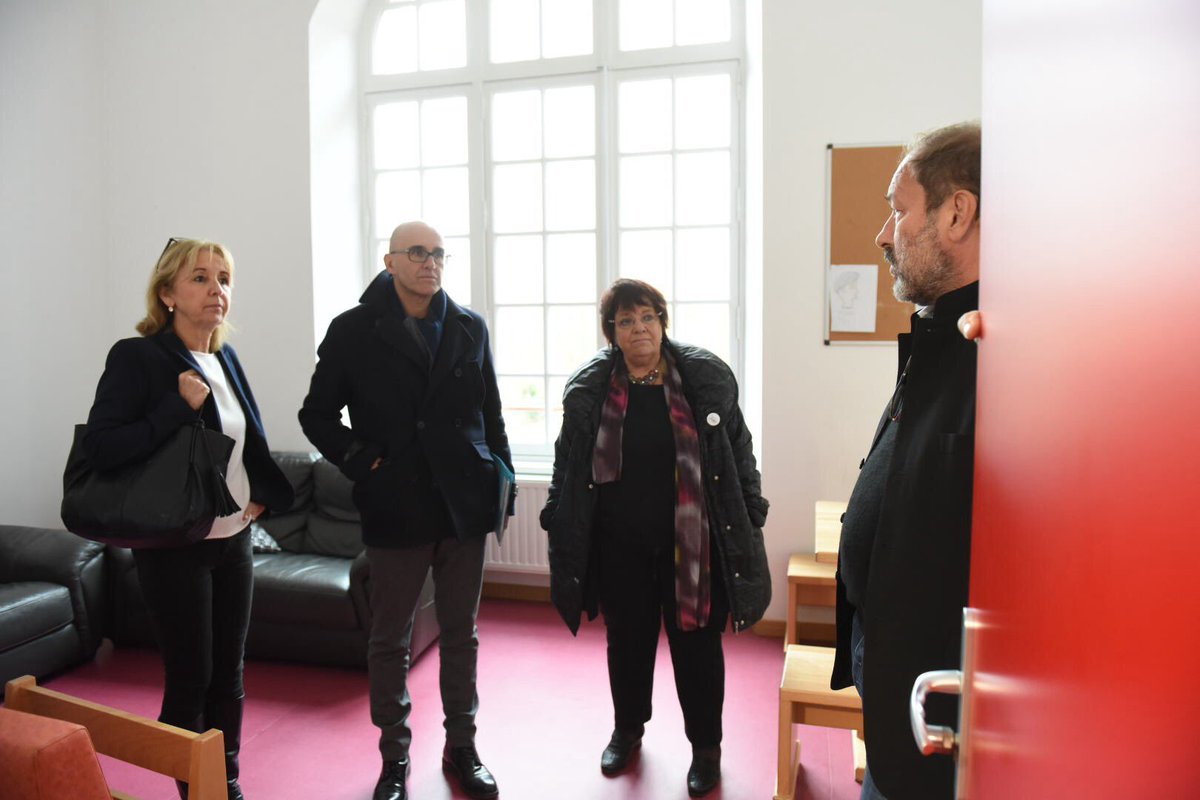 En visite avec Danielle Diligent <a href="/DanielleDambach/">Danielle Dambach</a> et Jean-Louis Hoerlé à <a href="/BischheimMairie/">Ville de Bischheim</a> au Château d’Angleterre structure d’accueil des jeunes gérée par l’Arsea avec le soutien de @toutlebasrhin