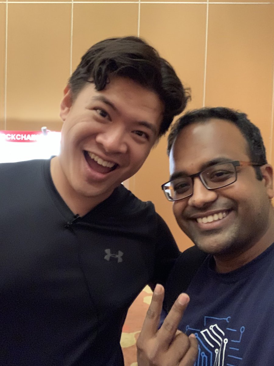 TheCryptoDost's tweet image. Met the #crypto superstar Michael Gu, more popularly known as the man behind @boxmining at the #BlockShow today. It was good to have the discussion around security vulnerabilities. Also, thanks for the t-shirt 😁