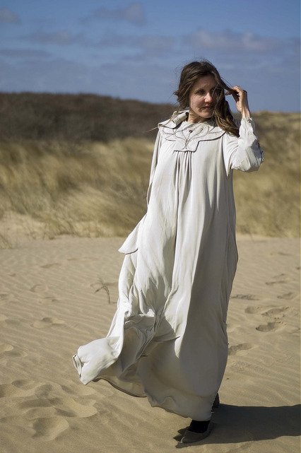 Jane Air in a 1970s art deco style maxi dress. #Lincolnshire #artdecodress #vintage70smaxidress #Janeairvintage