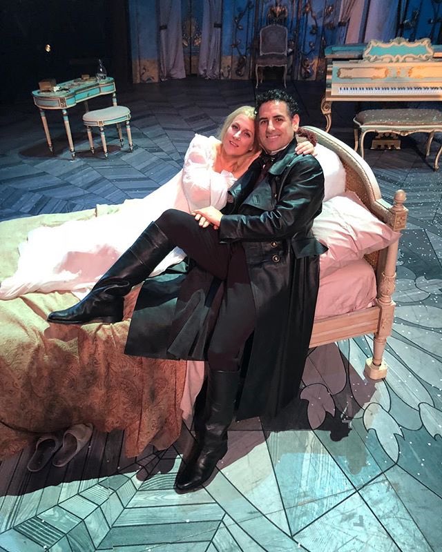 We open #LaTraviata at @MetOpera next week! ❤️ I can’t wait to share this new production with everyone. We have a fantastic team!! @jdiego_florez @nezetseguin #VivaVerdi #Violetta #MetOpera metopera.org/season/2018-19…