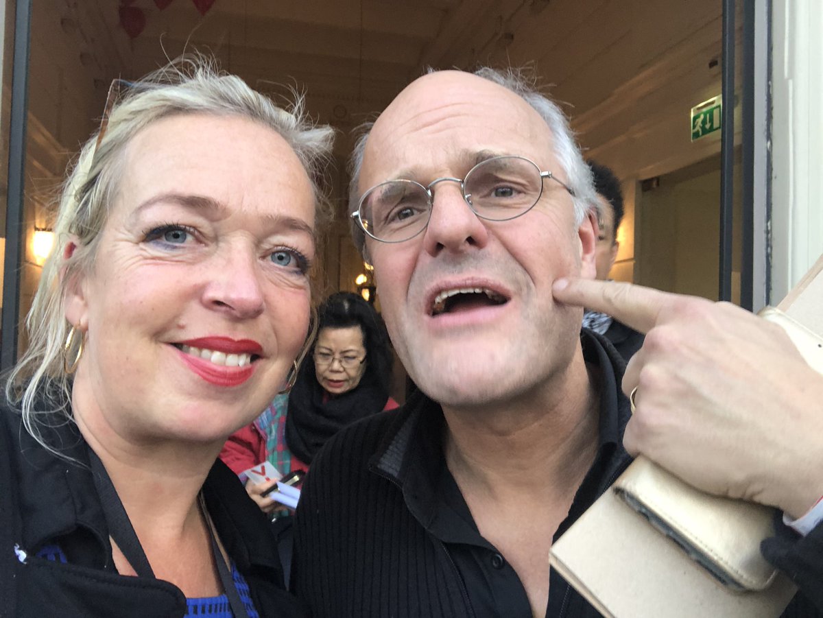 VonDiepenbrock's tweet image. Oude vrienden bij #TEDxAmsterdam