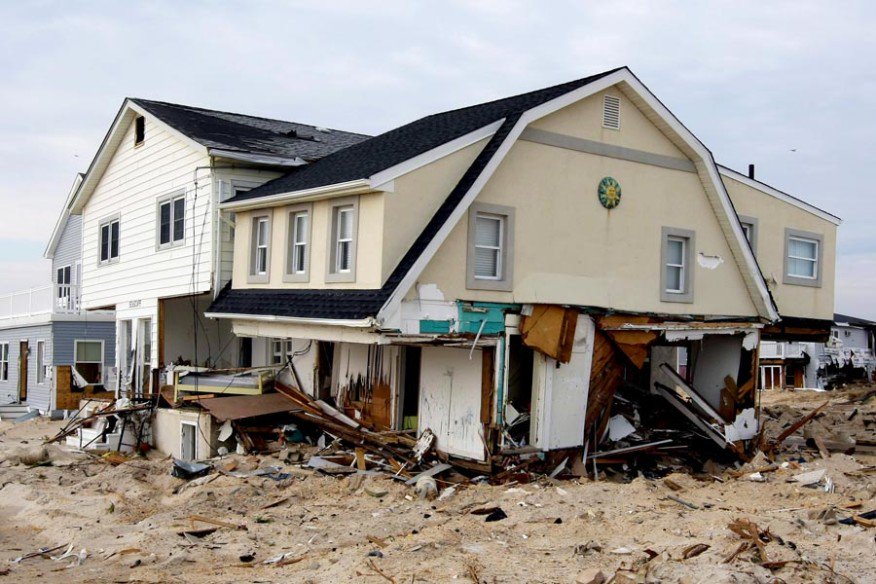 architectmag's tweet photo. How everyday renovations and new construction can be tweaked in small ways at little cost but have a big impact on project resilience @disastersafety @Habitat_org @EnterpriseNow #CodeIntel https://t.co/dIciQziDbe https://t.co/TEqYpPIagb