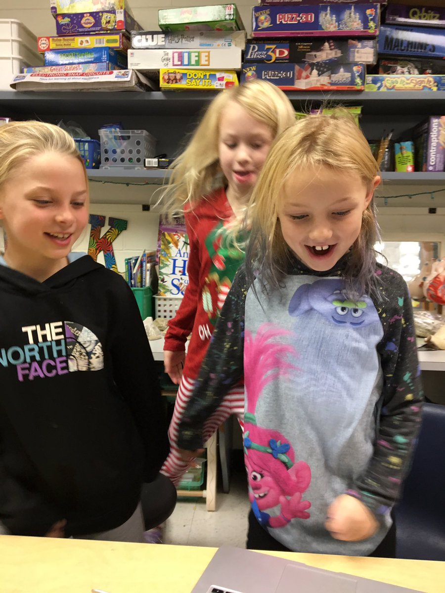 Maddockteach's tweet image. Love the new Hour of Code dance party! It inspires happiness and dancing! @codeorg #kidcoders