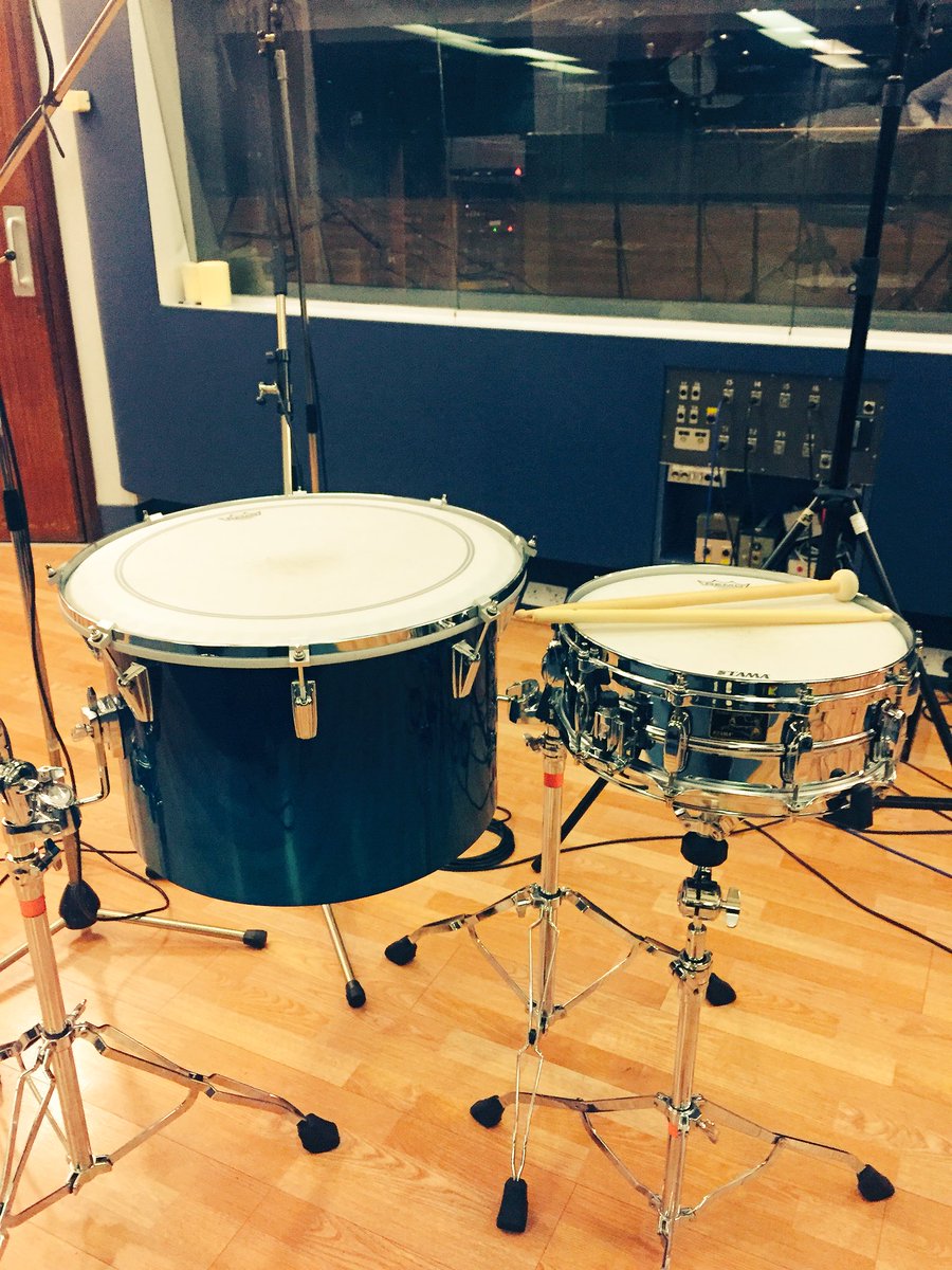 JobyBurgess's tweet photo. Recording orchestral things with the songsmith @ChrisDBroom today at @airedelstudios
#London #timpani #cymbals #marktree #snare #powerpopsnaresound
👊 https://t.co/01tadFfZJi
