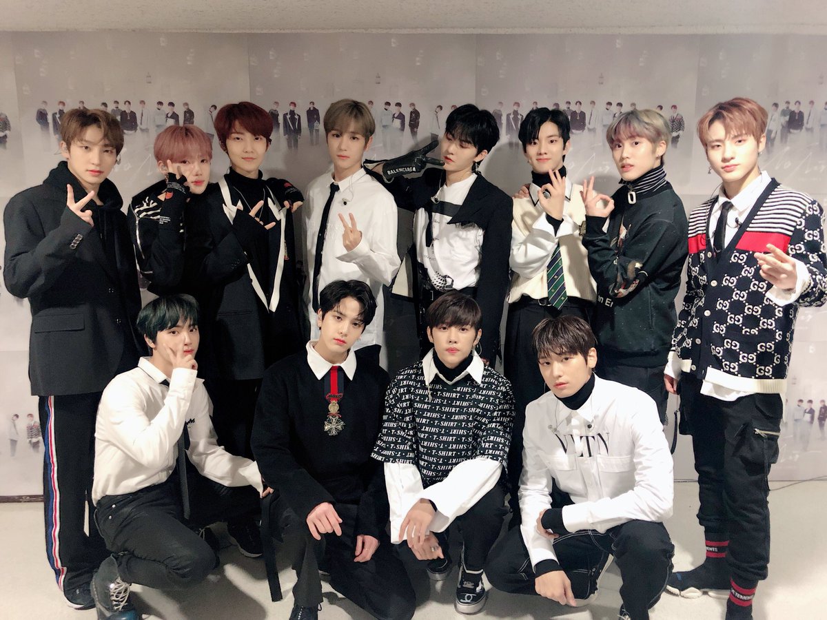 IST_THEBOYZ's tweet photo. [📸] ONE＆ONLY－THE BOYZ 1st Anniversary＆［THE ONLY］COMEBACK SHOWCASE에 함께해주신 더비들 감사합니다🥰 V LIVE로 함께해주신 더비들까지 더보이즈에게 아주 큰 힘이 되었습니다✊🏻 앞으로 활동까지 아자아자‼️👌

#THE_BOYZ #더보이즈 #THE_ONLY #No_Air https://t.co/IV3coVAaly