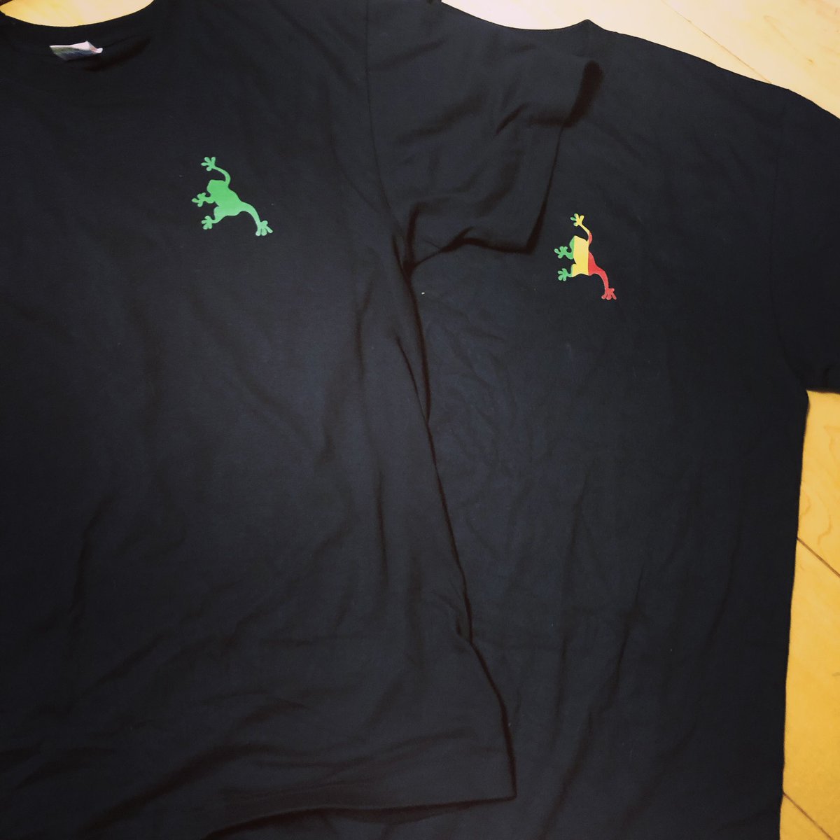 hashitaku1218's tweet photo. #croak

tシャツ3500円
ロンT4000円です！
欲しい方いたら連絡してください！ https://t.co/8ylqTBWyDr