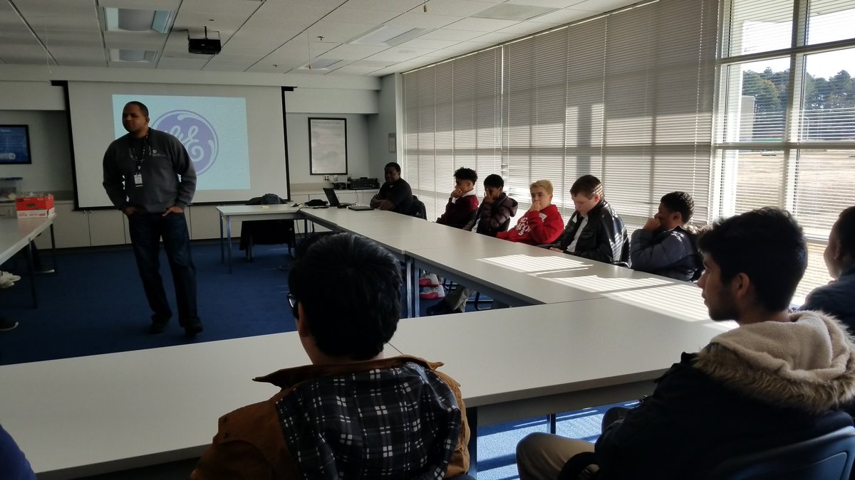 Visiting @GEAviation for our Off-site Learning Experience. We will get to see them assembling huge aircraft engines (but we can't take pictures). Thank you <a href="/JAoENC/">JA of Eastern NC</a> for organizing.
<a href="/NAFCareerAcads/">NAF</a> <a href="/wcpssmagnets/">WCPSS Office of Magnet Schools (Choice Schools)</a> @STC_WCPSS #findyourfuture #BeFutureReady