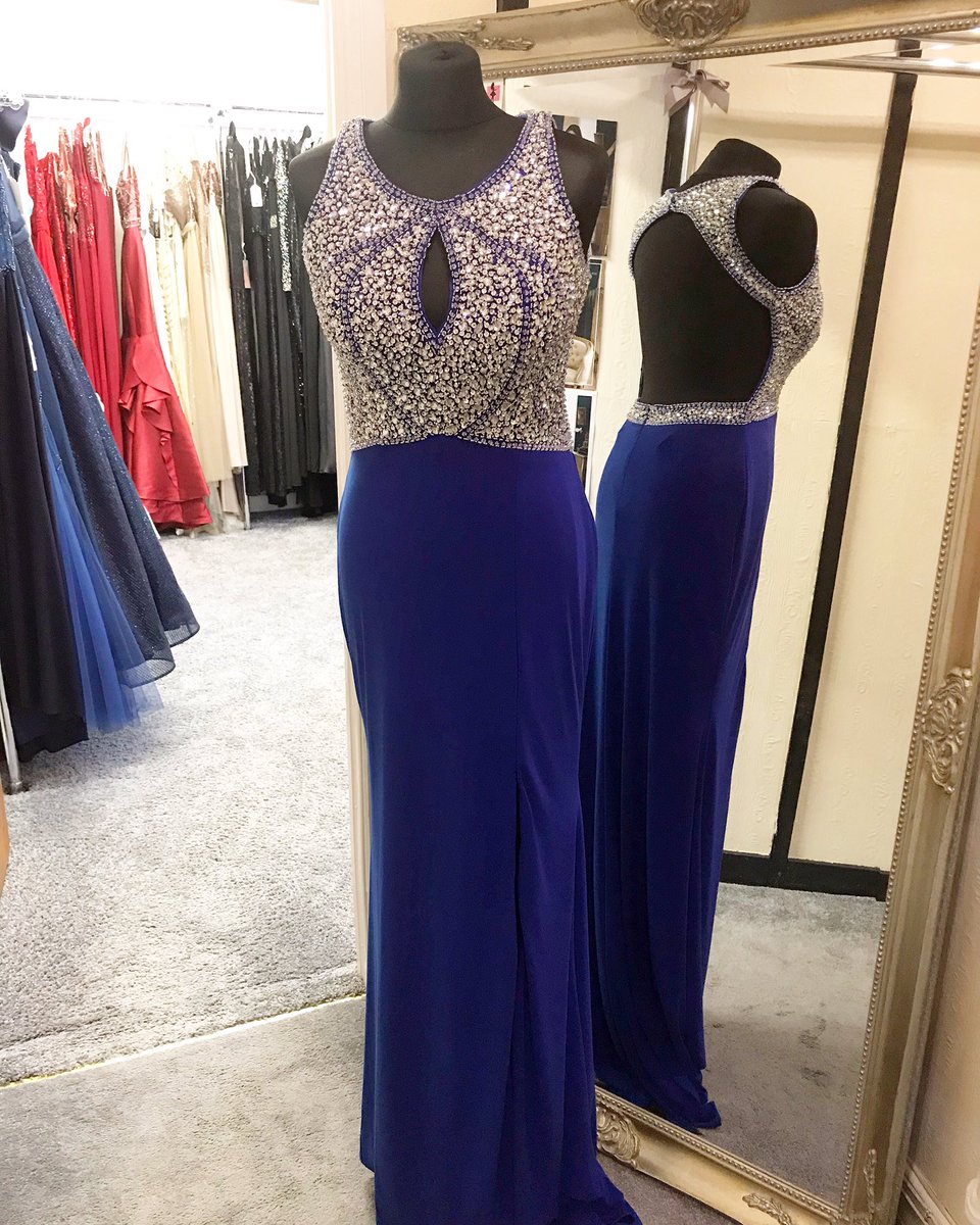 fairytaleprom's tweet photo. π·New Dress Alert!π·
Introducing the gorgeous Alice. We love the sparkles! β¨ Head over to our website for more https://t.co/wd9pJtgEWe #coggeshallpromshop #fairytaleprom #coggeshall #colchester #essex #prom #promdresses #promdress #prom2019 #essexprom #promshop #schoolprom https://t.co/9ny767BiTh