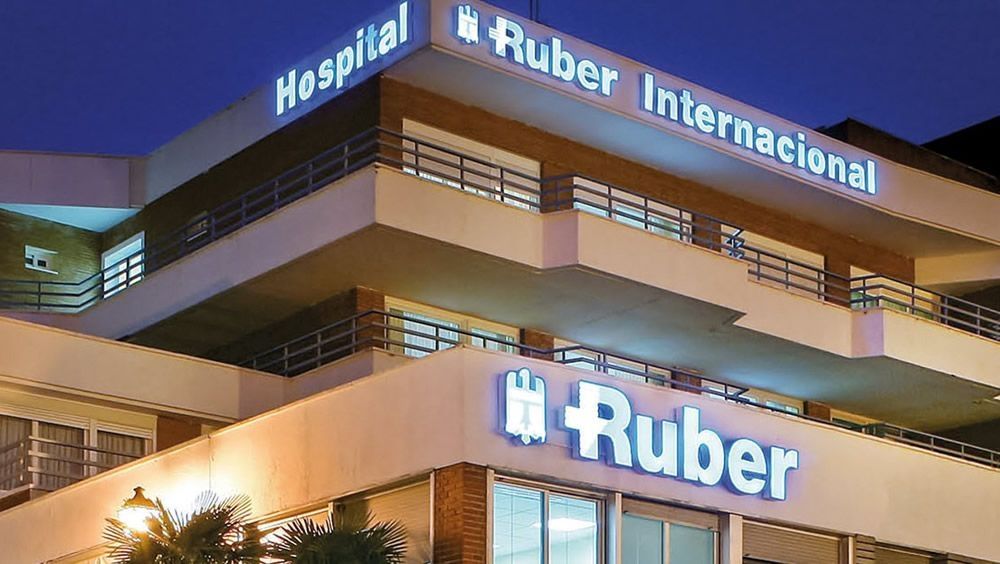 RuberInter's tweet photo. #Merco2018 En tan solo un año hemos escalado 11 posiciones en el #MRS de @mercoranking, alcanzando el 9º puesto de los hospitales privados mejor valorados del país https://t.co/EVJd70vJSd https://t.co/xV2hVJmbml