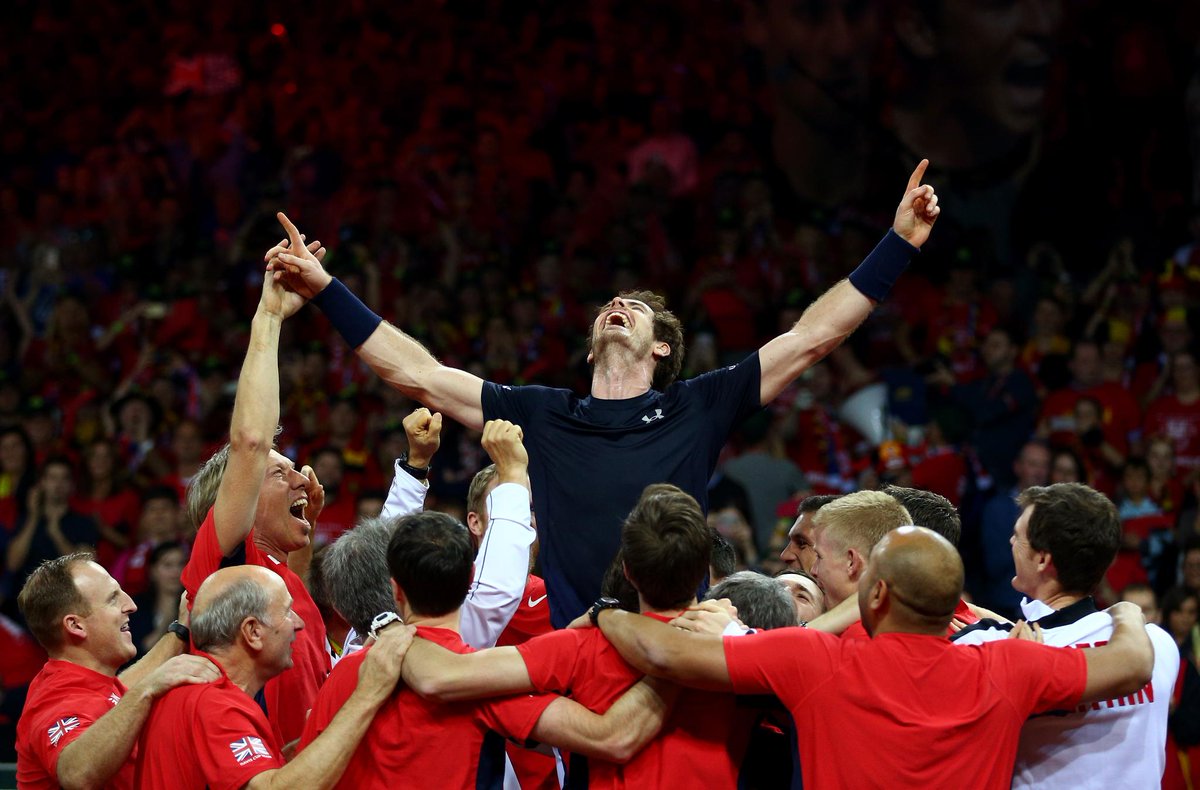#OnThisDay 2015 and at this very moment @andy_murray hit that famous lob to seal Great Britain's 1st @DavisCup win in 79 years! #BackTheBrits π¬π§