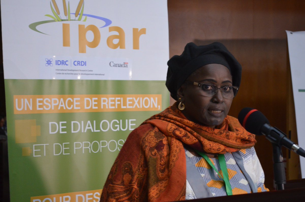 IPAR_ThinkTank's tweet photo. #HappeningNow 👇
Message de clôture par Aminata Badiane, PCA de @IPAR_10ans
"Nous remercions tous les participants, les partenaires et le comité d'organisation. Ce fut 3 jours d'intenses travaux afin de tracer un meilleur avenir pour les #exploitationsfamiliales agricoles" https://t.co/sdommgimbz