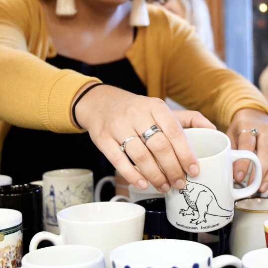 CM_Austin's tweet image. Bring your unwanted coffee mugs to #CMATX tomorrow morning to donate them to our #CMmuglibrary creativemornings.com/blog-posts/103…