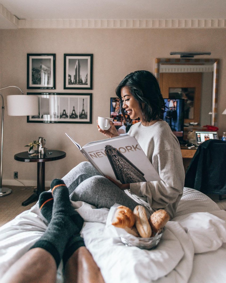 Whether it is a basket of breakfast pastries in bed or the perfect idea for a winter afternoon in New York, we are happy to oblige you: fal.cn/SzXe

[📷: bylisalinh] #SofitelWorld #NYC #NewYork #travel #luxury #luxurytravel #luxurylifestyle #vacation #BigApple