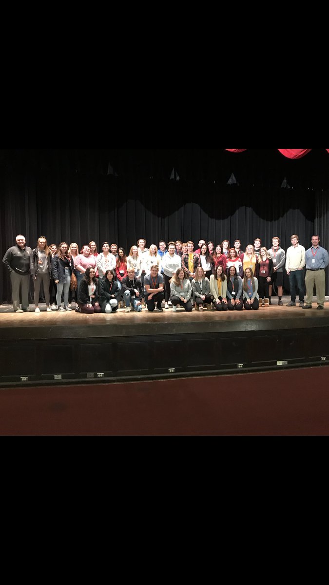 sjeanblanc's tweet image. Naperville Central High School Sociology students are spending the day with LP Sociology students. Welcome NCHS...we are glad you are here! ❤️ #LearningFromOneAnother @NCHSOFFICIAL @LPCavaliers @troywoods4 @Steve_Wrobleski