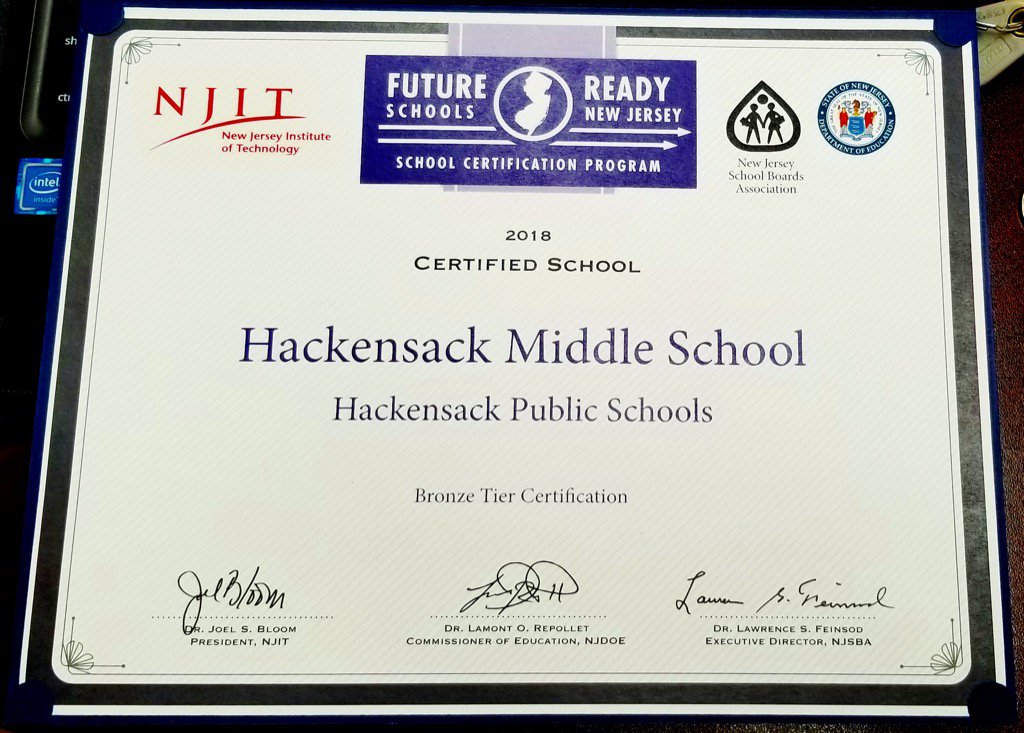 Damen Cooper (@cooper_hms) on Twitter photo 