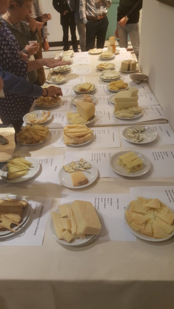 EuroSheepEU's tweet photo. At @SheepNetEU we love to share cheese, especially the one from sheep. More than 20 different kinds. #cheesebreak https://t.co/saseSKD6IP