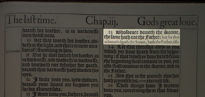 Here is a 1611 printing of the King James Bible, showing 1 John 2.23. Notice how the second half of the verse is in smaller roman type rather than larger blackletter.