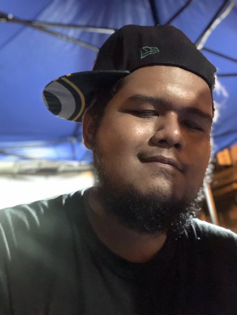 aimansalim_'s tweet photo. looking swag and very handsome https://t.co/ZnEJYSM2j2