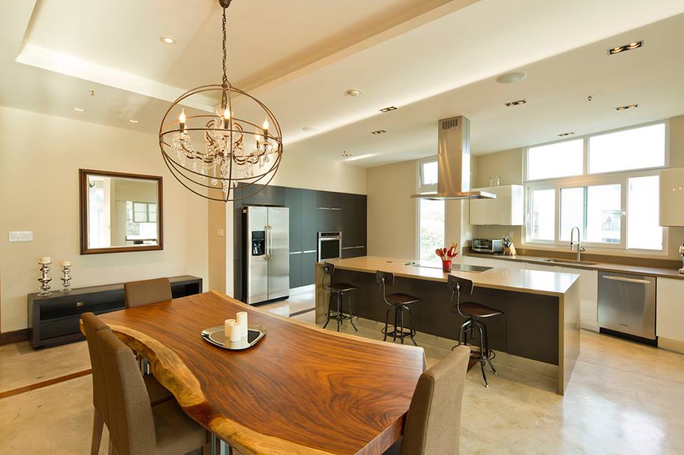 RealtyJcfrancis's tweet image. Splendid Country Club Escazú #Apartment For Rent or Sale:

- Open Space Dining, Kitchen &amp;amp; Living Rooms
- Balcony
- 3.5 baths
- 3 br w/full baths + Maid's quarters.

$885,000
$4800

Visit: inmotico.com/venta-cr000286…

#CostaRica #RealEstate #BienesRaices