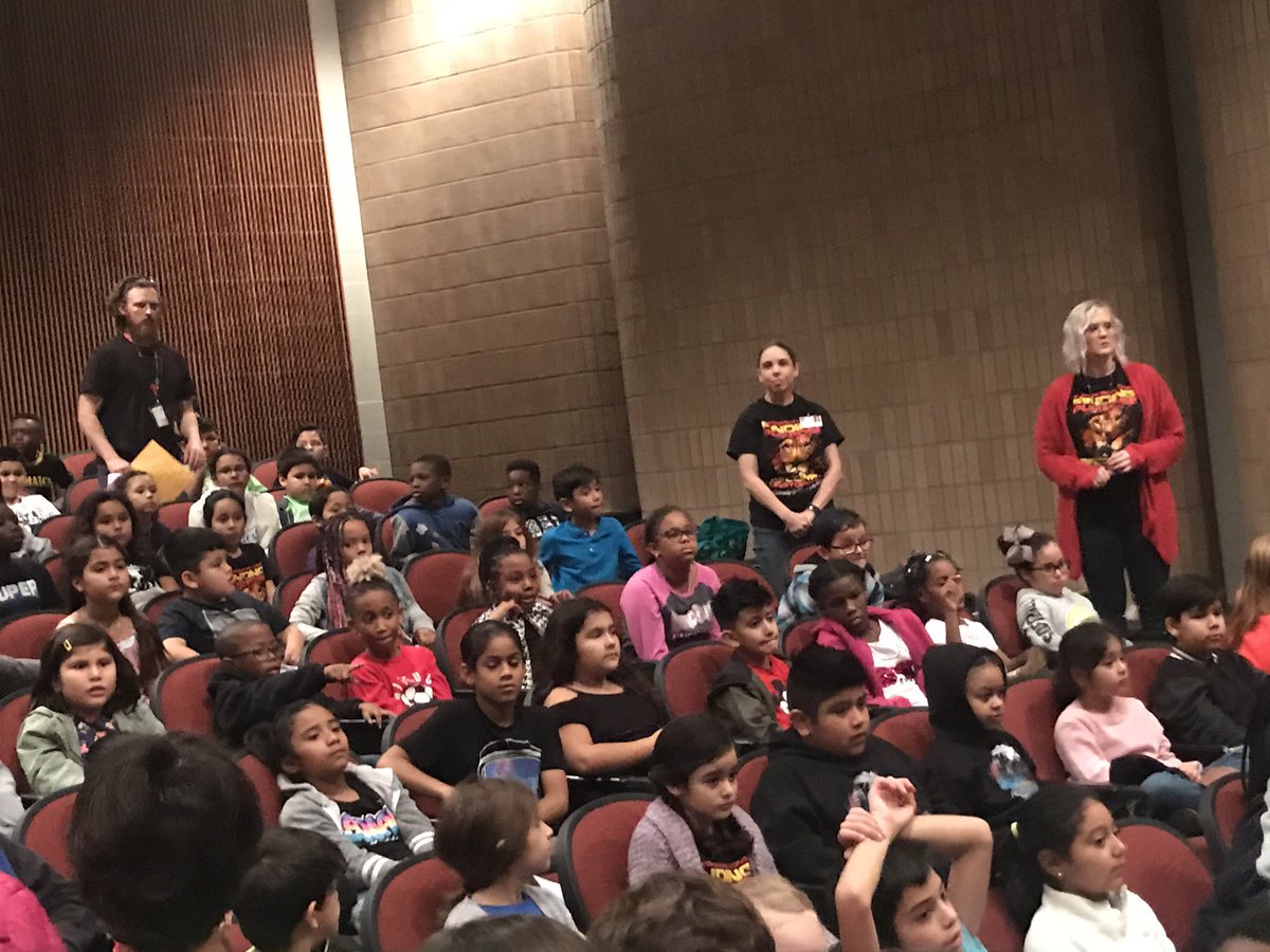Latech74Moore's tweet photo. Third Grade enjoying the Children’s Production at Langham Creek High School. @MRobinsonElem #PurposeAndGreatness @CyFairISD @langhamcreekhs https://t.co/h5Wo8FqLbl