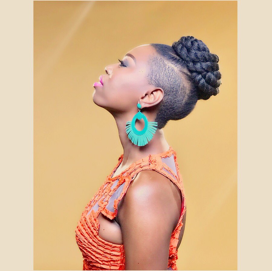Keep your head up, your heart strong and your mind clear #TeamLira