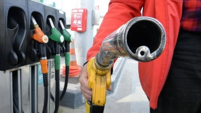 Le360fr's tweet photo. #Carburants. Menaces de bloquer le marché: le #GPM se dissocie de #Winxo
https://t.co/SKCtFBFhon https://t.co/rA3SxH6zyy