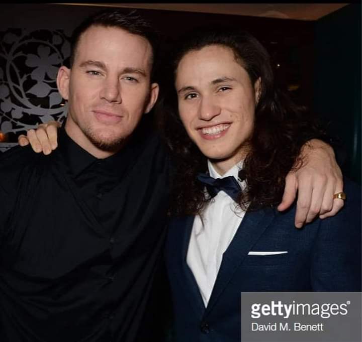 sebameloteam's tweet photo. Seba e Channing Tatum all'Opening Night di #MagicMikeLiveLDN 

#amici16 #amici18 #MagicMikeLDN https://t.co/E33uhrbrJK