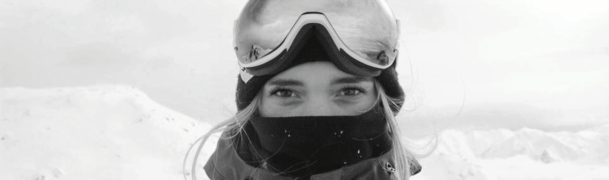 summitworldwide's tweet photo. The Ellie Soutter Goggle stock has landed! #rideforellie - https://t.co/v3fAx3aqRc https://t.co/RYiAw4NwZM