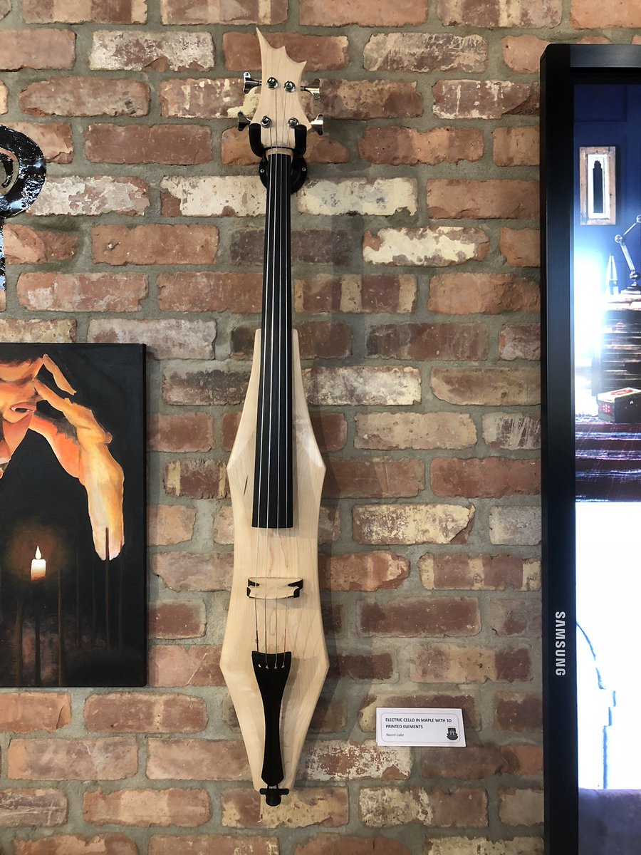 gabbot_DT's tweet photo. More pics from the display at Barker and Stonehouse Guildford. @isyourhouse https://t.co/D4RqeWO3Cc