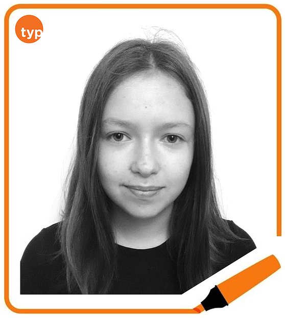 TY_Pretenders's tweet photo. This is one of our #TYPeItUp writers, Grace. Grace had never tried writing for the stage before, but after watching last years' TYPe It Up she was inspired to have a go.
She's done a cracking job with her play 'Made To Be Broken'! Come along, Tues &amp; Weds at the @devon_ex_inst ✨ https://t.co/vaMlYpbZtV