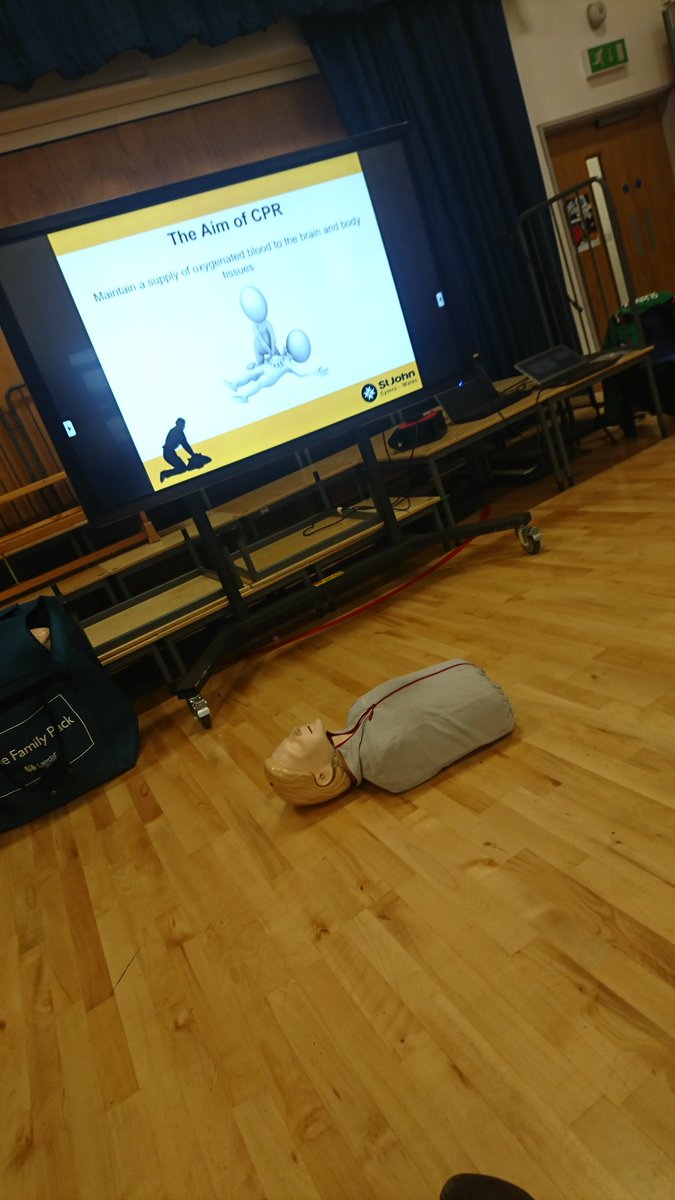 kazgratton's tweet photo. Thanks @ClawddOffaYsgol for the training this morning now don't feel like I know what to do with a defib great that you work in patnership with @StJohnCymru https://t.co/phjaDv4KSC