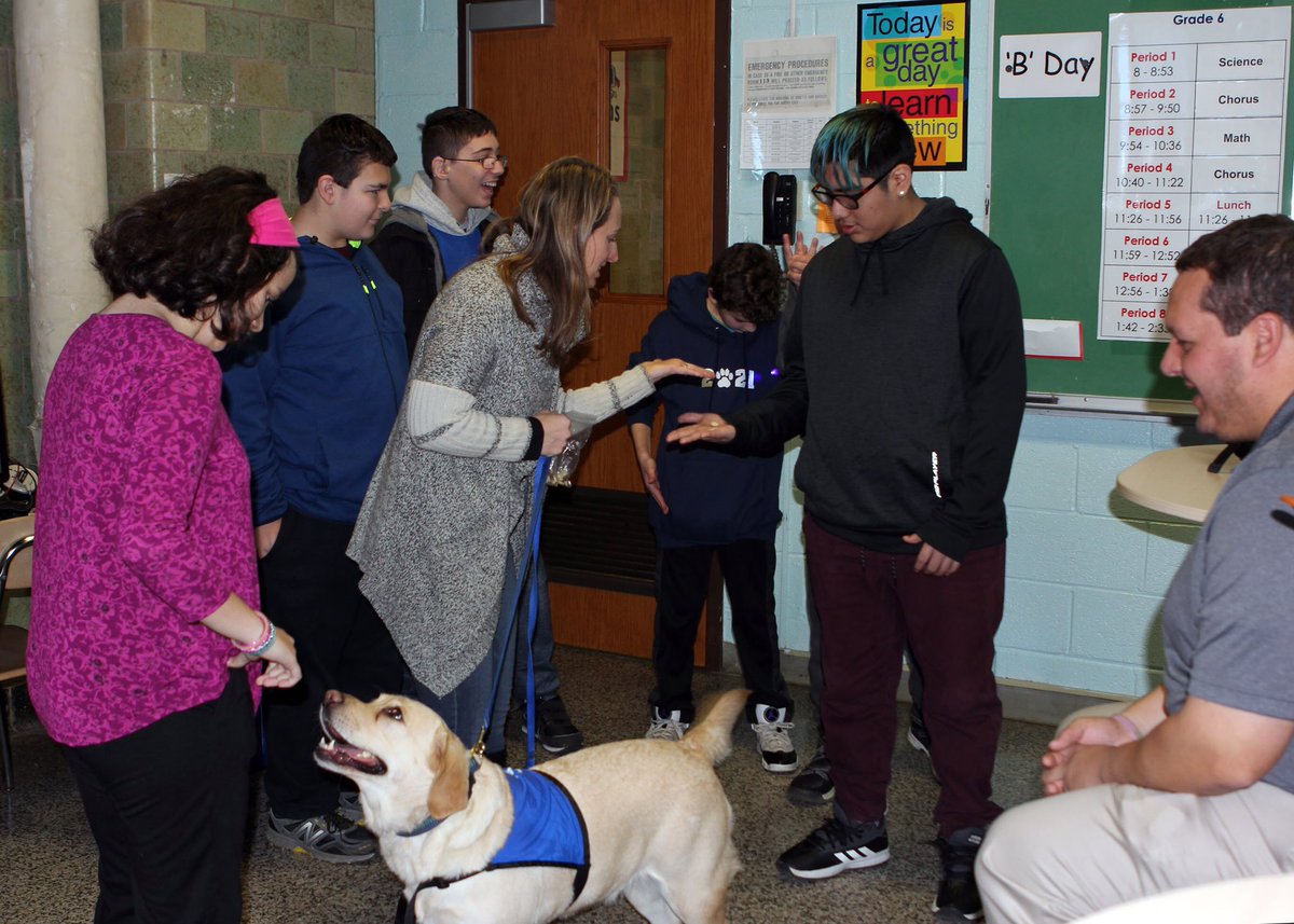 FoundationsSMS's tweet photo. We had a visitor!!  Maisie the Therapy Dog stopped by to say Hi to everyone!  So much fun!

Animals really convey a sense of calm and joyful feelings for the students.  #EmotionalIntelligence #YaleEI #SuffernMiddleSchool https://t.co/iCKS8NTpCq