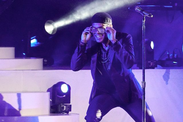 Sold-out crowd welcomed <a href="/_MAXWELL_/">MAXWELL</a> at <a href="/WellmontTheater/">The Wellmont Theater</a> last night. Catch more live music at the historic venue with Jason Bonham's Led Zeppelin Evening tonight, Thursday, Nov 29; Playboi Carti Nov. 30, Duel of the Decades Dec. 1, and O.A.R. Dec. 7. Info at wellmonttheater.com